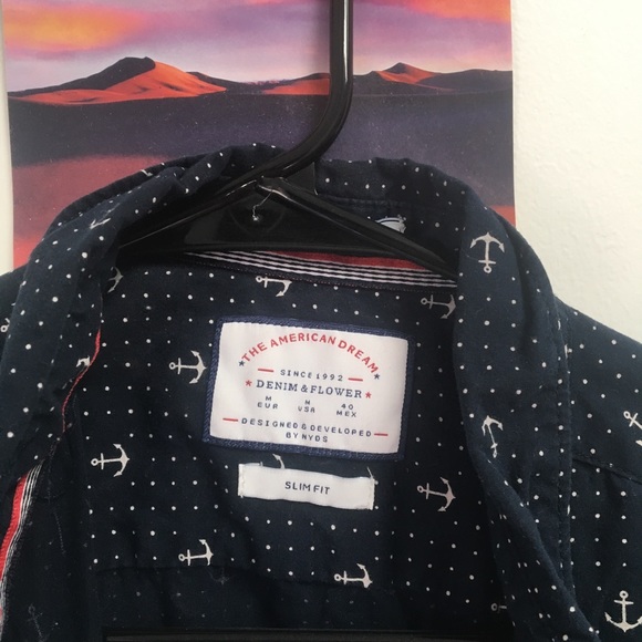 Medium Male Button Down - Picture 2 of 2